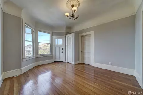 Living - 256 Mullen Ave, San Francisco, CA 94110 photo 2 of 3