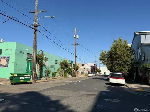 3030 Ford St, Oakland, CA 94601 photo 2