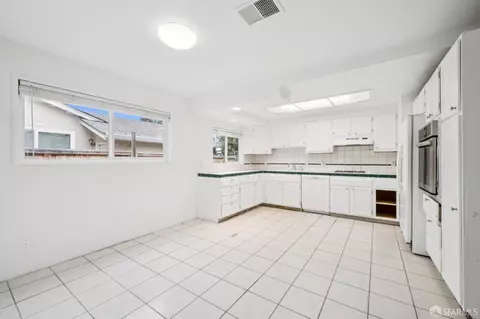 Kitchen - 35392 Roca Dr, Fremont, CA 94536 photo 1 of 5
