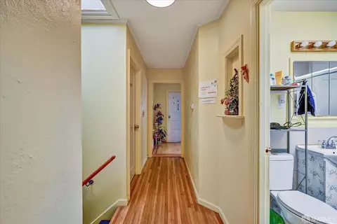 Entry Way - 2067 Thomas Ave, San Francisco, CA 94124 photo 1 of 4
