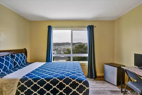 Bedroom - 2067 Thomas Ave, San Francisco, CA 94124 photo 4 of 6