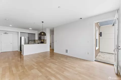 Living - 5800 3rd St #1412, San Francisco, CA 94124 photo 4 of 6