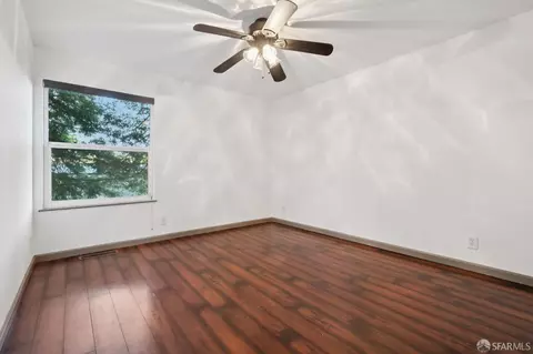 Bedroom - 305 Lindsey Dr, Martinez, CA 94553 photo 7 of 11