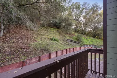 Exterior - 305 Lindsey Dr, Martinez, CA 94553 photo 11 of 13