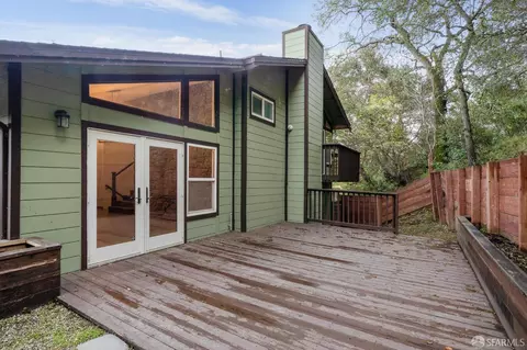 Exterior - 305 Lindsey Dr, Martinez, CA 94553 photo 8 of 13