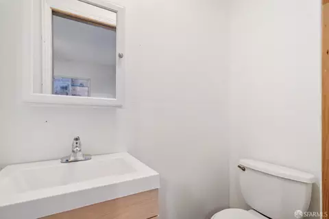 Bath - 305 Lindsey Dr, Martinez, CA 94553 photo 4 of 7
