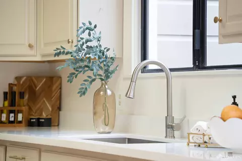 Kitchen - 1454 29th Ave, San Francisco, CA 94122 photo 6 of 8