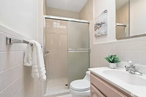 Bath - 1454 29th Ave, San Francisco, CA 94122 photo 1 of 4