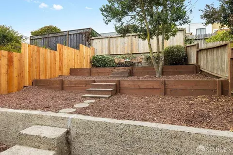 Exterior - 1658 34th Ave, San Francisco, CA 94122 photo 9 of 11