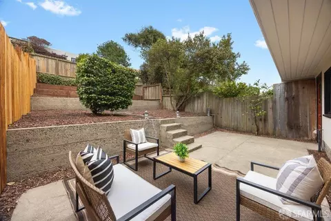 Exterior - 1658 34th Ave, San Francisco, CA 94122 photo 5 of 11