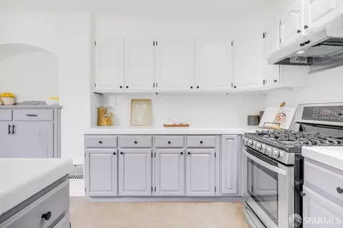 Kitchen - 1658 34th Ave, San Francisco, CA 94122 photo 2 of 5