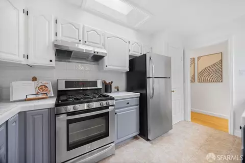 Kitchen - 1658 34th Ave, San Francisco, CA 94122 photo 5 of 5