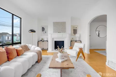 Living - 1658 34th Ave, San Francisco, CA 94122 photo 6 of 8
