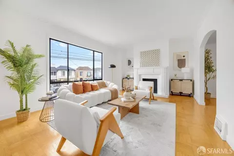 Living - 1658 34th Ave, San Francisco, CA 94122 photo 2 of 8