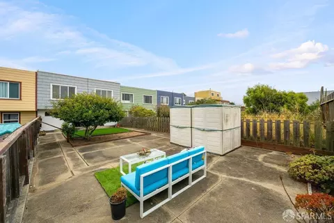 Exterior - 2471 40th Ave, San Francisco, CA 94116 photo 4 of 4