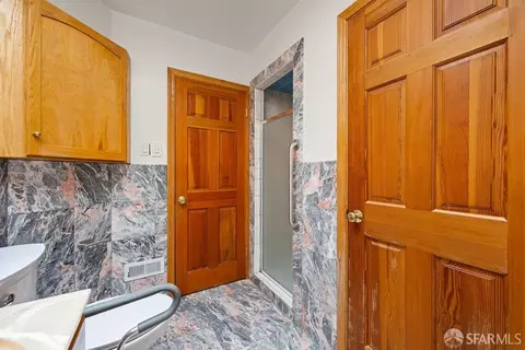 Bath - 2471 40th Ave, San Francisco, CA 94116 photo 1 of 4