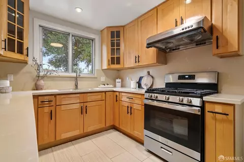 Kitchen - 215 Beverly Ave, Millbrae, CA 94030 photo 2 of 5