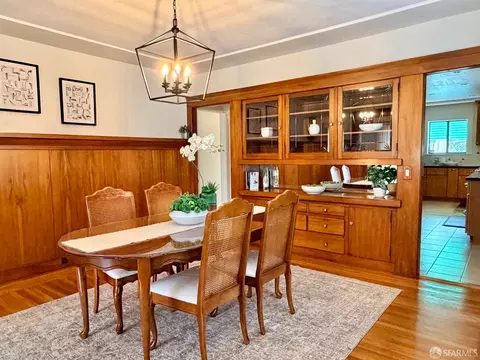 527 Zorah St, Oakland, CA 94606