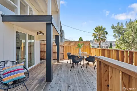 Exterior - 90 Peralta Ave, San Francisco, CA 94110 photo 5 of 11