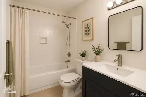 Bath - 182 Jerrold Ave, San Francisco, CA 94124 photo 2 of 3