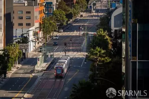 Exterior - 182 Jerrold Ave, San Francisco, CA 94124 photo 2 of 5