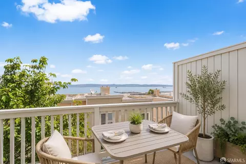 182 Jerrold Ave, San Francisco, CA 94124