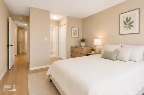 Bedroom - 182 Jerrold Ave, San Francisco, CA 94124 photo 4 of 5