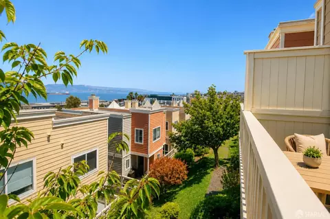 View/Area - 182 Jerrold Ave, San Francisco, CA 94124 photo 4 of 13