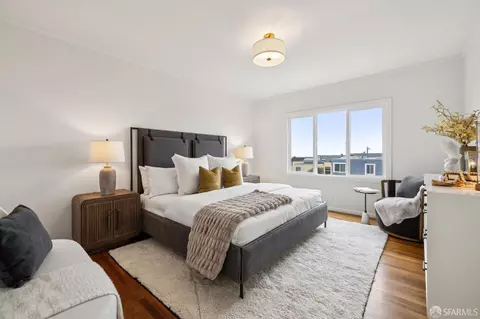 Bedroom - 1727 31st Ave, San Francisco, CA 94122 photo 1 of 2