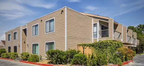 1687 Bayridge Way #105, San Mateo, CA 94402