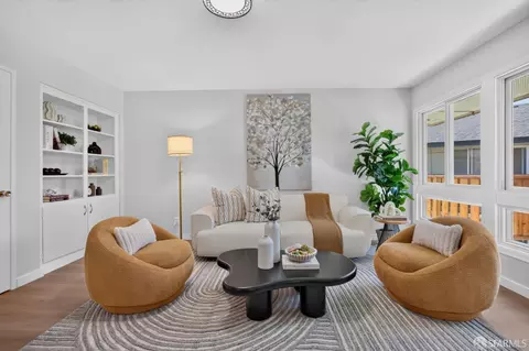 3001 Los Prados St #208, San Mateo, CA 94403
