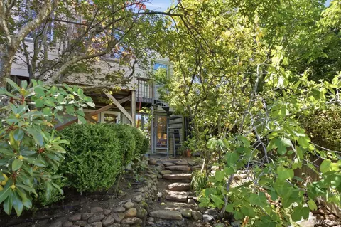 Exterior - 369 Mullen Ave, San Francisco, CA 94110 photo 2 of 5