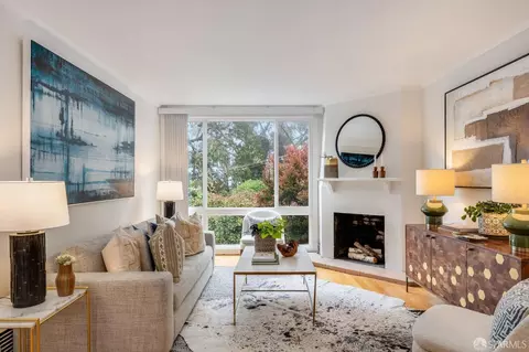 Living - 255 Molimo Dr, San Francisco, CA 94127 photo 1 of 3