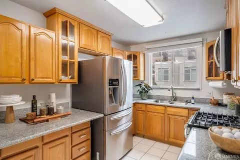 Kitchen - 255 Molimo Dr, San Francisco, CA 94127 photo 1 of 3
