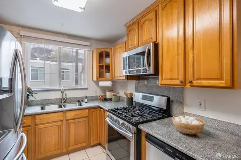 Kitchen - 255 Molimo Dr, San Francisco, CA 94127 photo 2 of 3