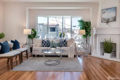 Living - 140 Naglee Ave, San Francisco, CA 94112 photo 3 of 5