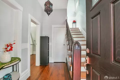 Entry Way - 1706 Fairview St, Berkeley, CA 94703 photo 3 of 3