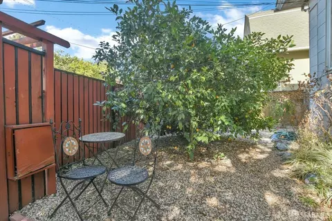 Exterior - 1706 Fairview St, Berkeley, CA 94703 photo 6 of 8