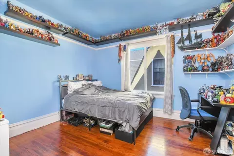 Bedroom - 1706 Fairview St, Berkeley, CA 94703 photo 4 of 6