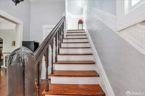Entry Way - 1706 Fairview St, Berkeley, CA 94703 photo 2 of 3