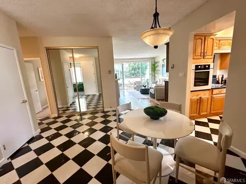 1427 Floribunda Ave #307, Burlingame, CA 94010