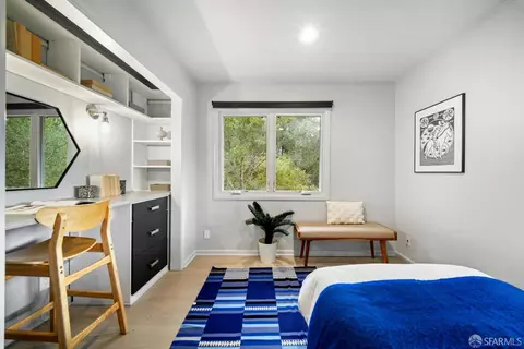 Bedroom - 7001 Buckingham Blvd, Berkeley, CA 94705 photo 10 of 14