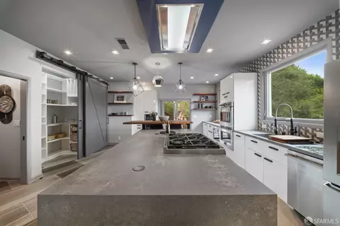 Kitchen - 7001 Buckingham Blvd, Berkeley, CA 94705 photo 5 of 14