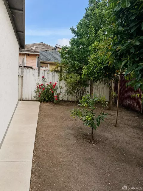 Exterior - 8422 B St, Oakland, CA 94621 photo 10 of 14