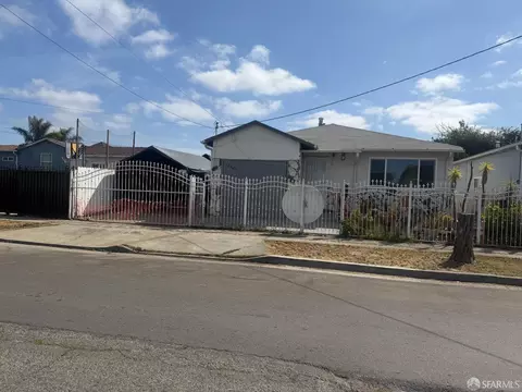 8422 B St, Oakland, CA 94621