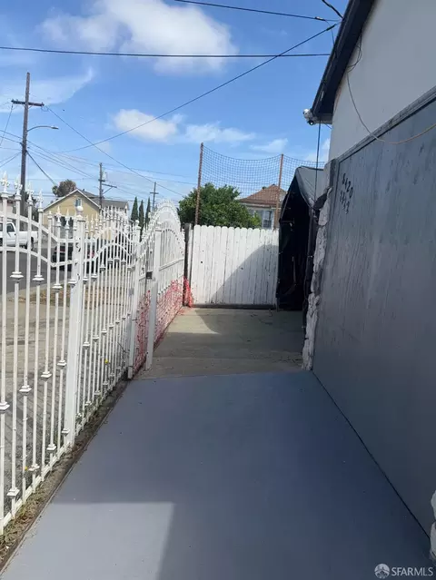 Exterior - 8422 B St, Oakland, CA 94621 photo 7 of 20