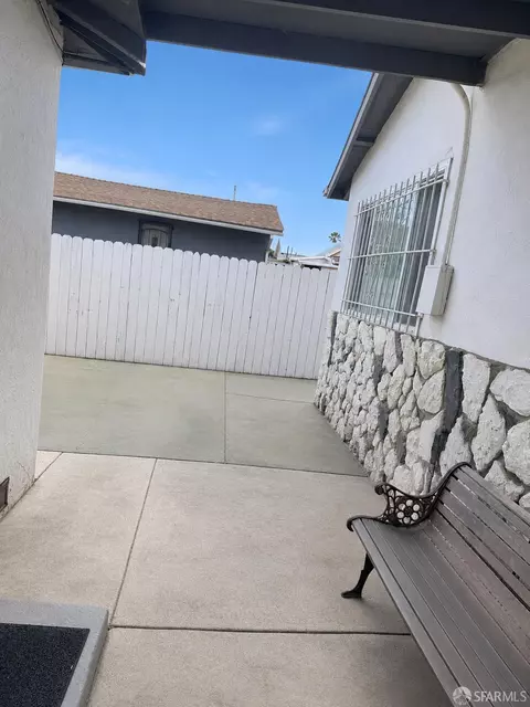 Exterior - 8422 B St, Oakland, CA 94621 photo 8 of 14