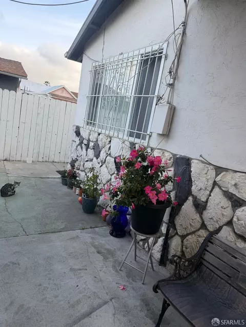 Exterior - 8422 B St, Oakland, CA 94621 photo 10 of 20
