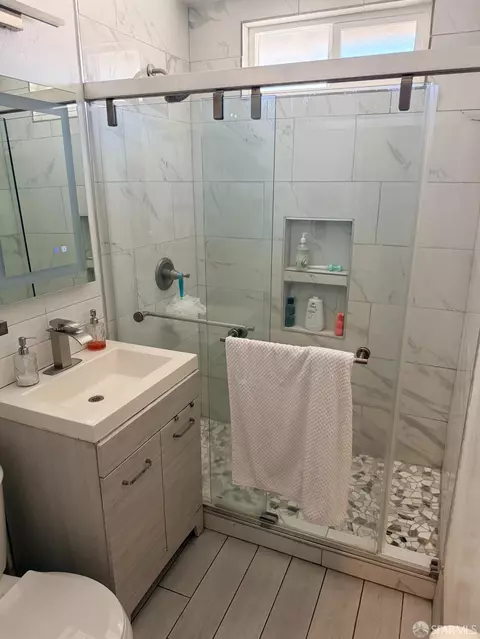Bath - 8422 B St, Oakland, CA 94621 photo 1 of 3
