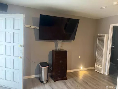 Entry Way - 8422 B St, Oakland, CA 94621 photo 1 of 6
